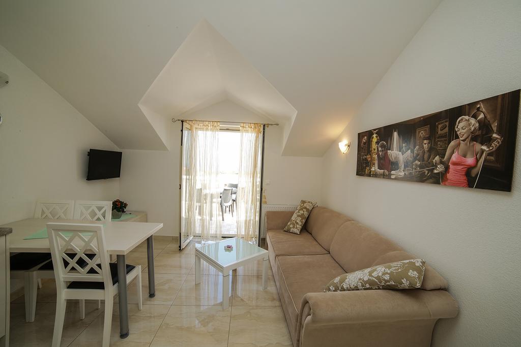 Apartments Manda San Pietro di Brazza Esterno foto
